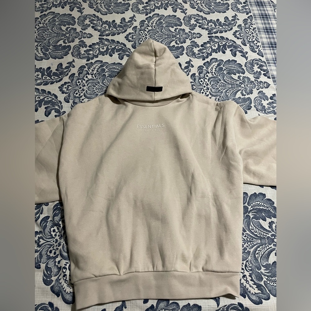Essentials hoodie.  Meet ups available Toronto Ontario